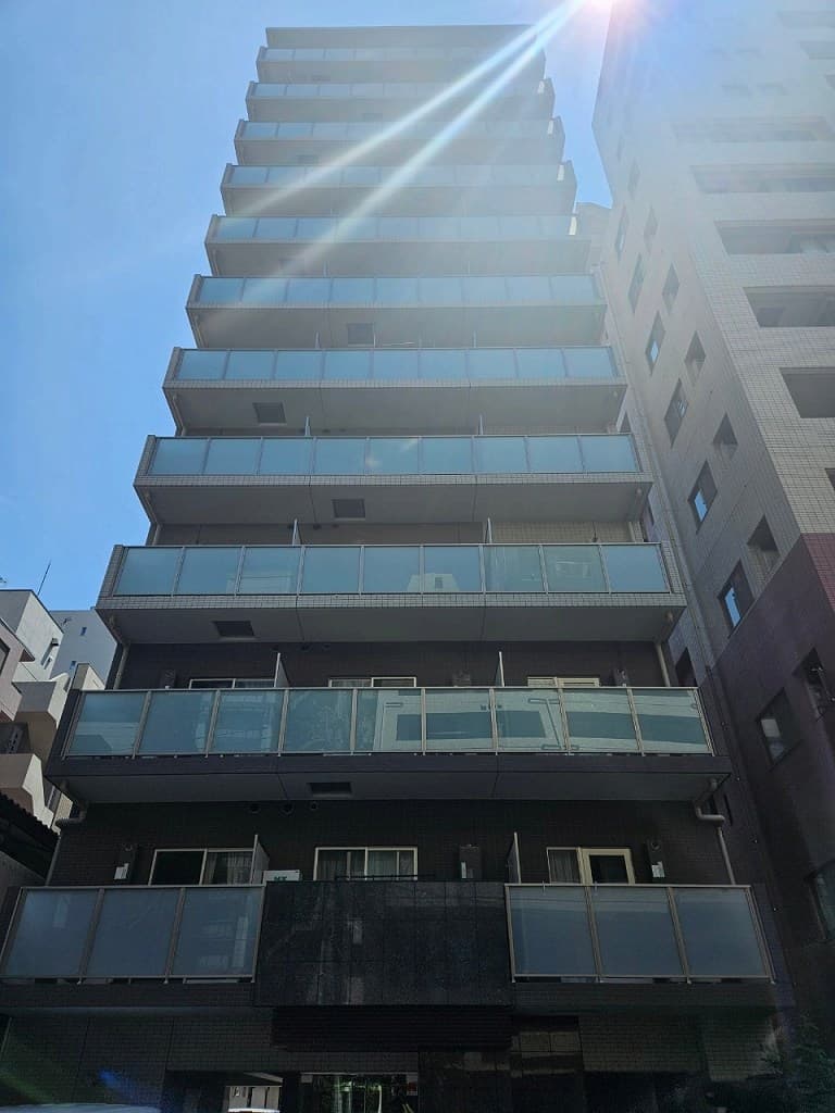 Main Image