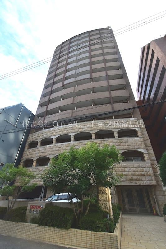 Main exterior of Pressance Nakanoshima Park Park Residence