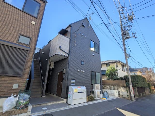 Main Image