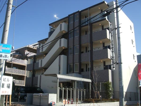 Main Image