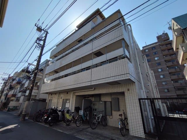 Main Image