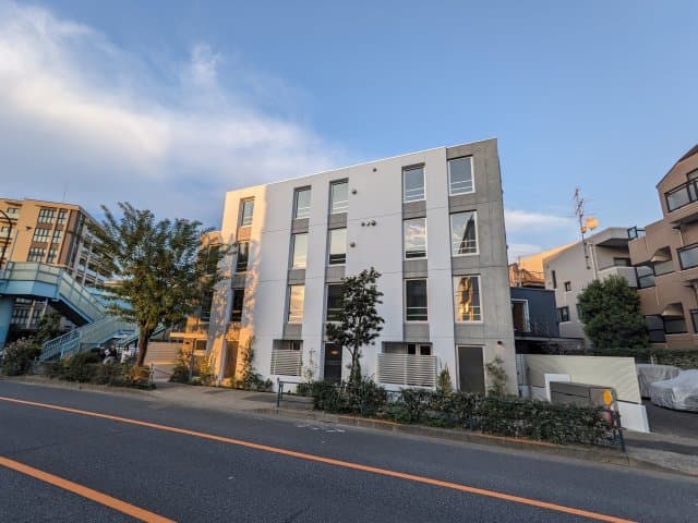 Main Image