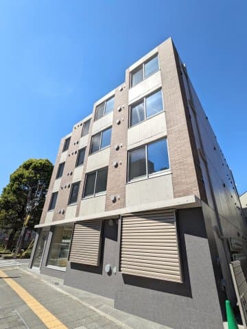 Main Image