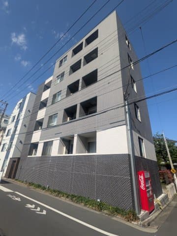 Main Image