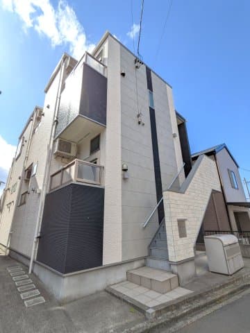 Main Image