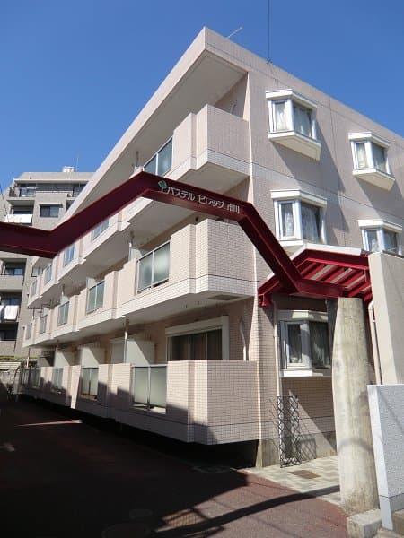 Main Image