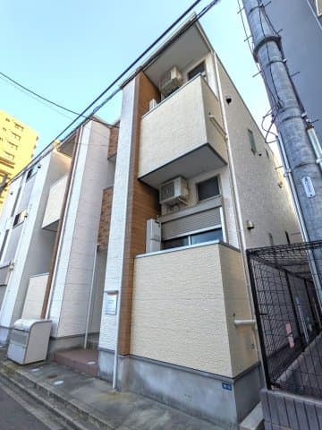 Main Image