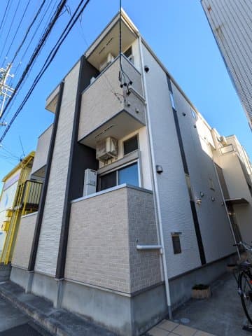 Main Image