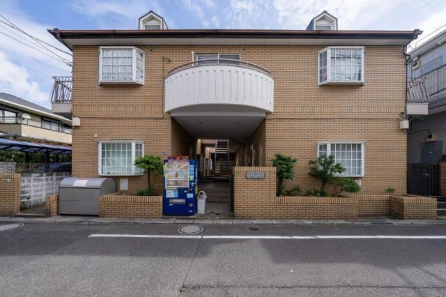 Main Image