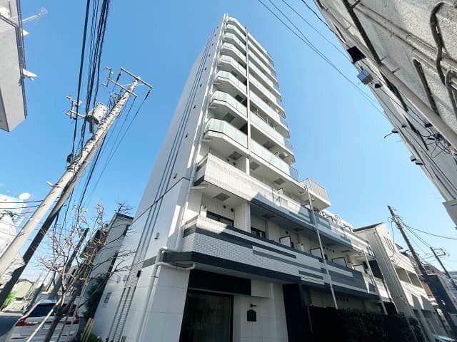 Main Image