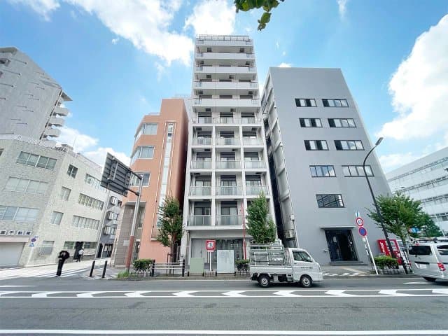 Main Image
