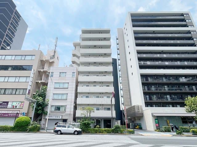 Main Image