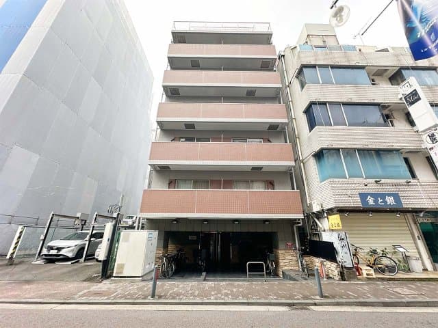 Main Image