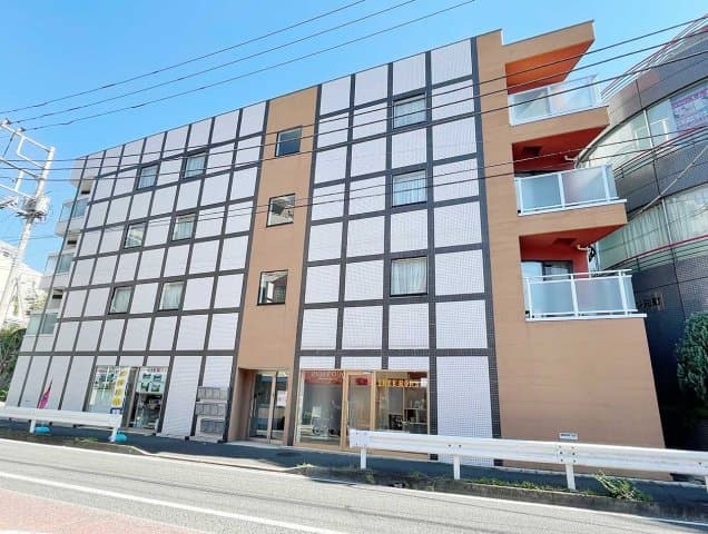 Main Image