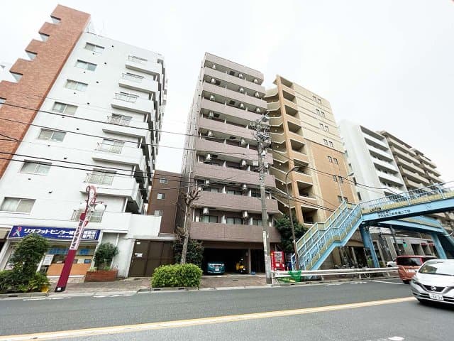 Main Image