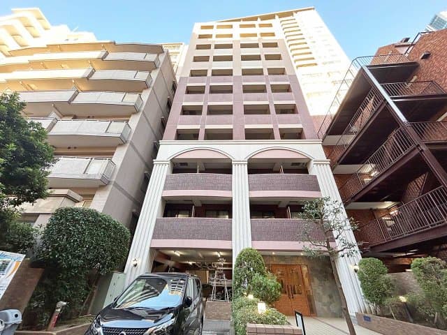 Main Image