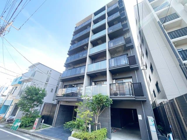 Main Image