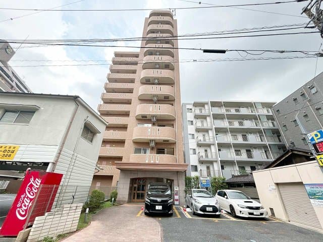 Main Image