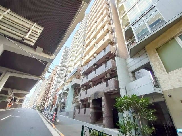Main Image