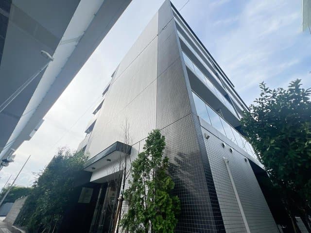 Main Image