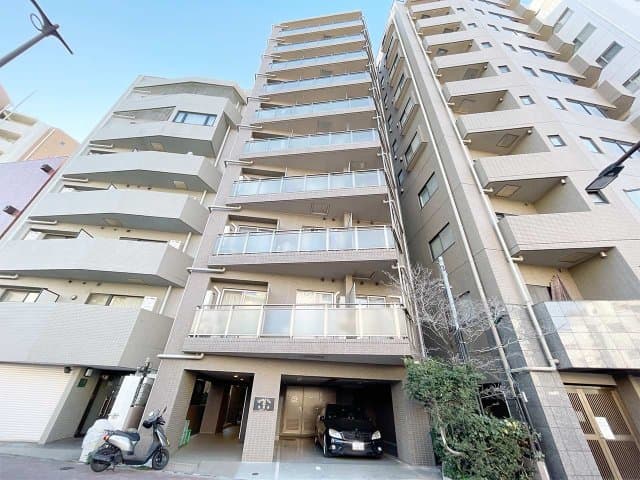 Main Image