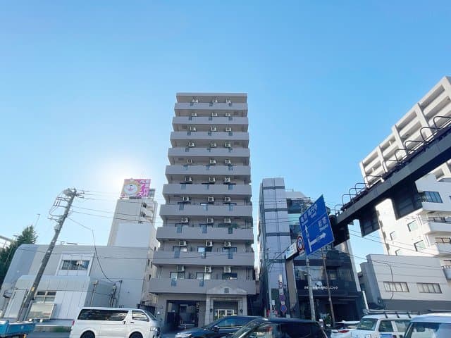 Main Image