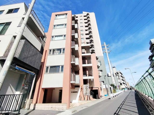 Main Image