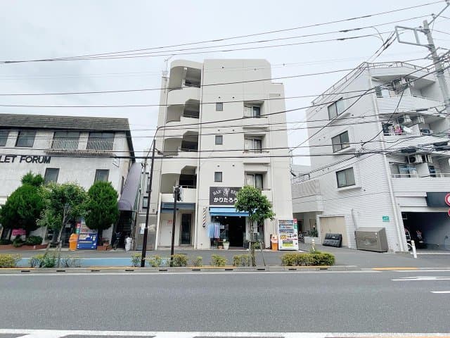 Main Image