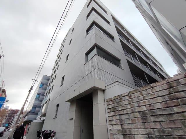 Main Image