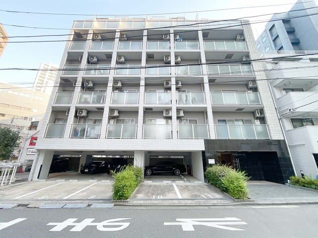 Main Image