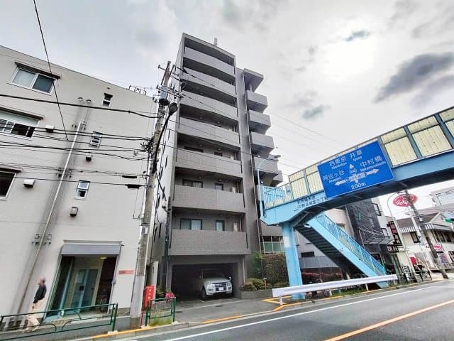 Main Image