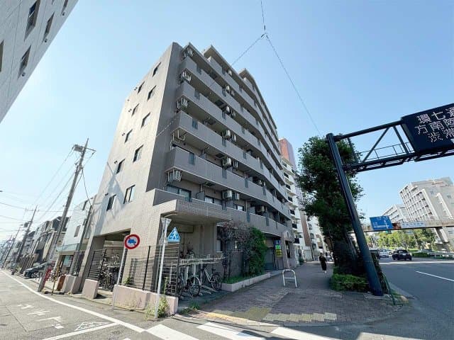 Main Image
