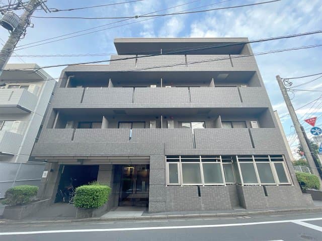 Main Image