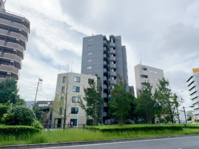 Main Image