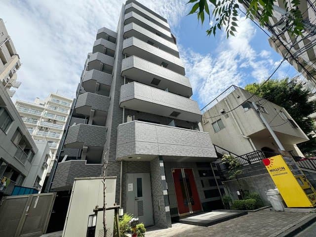 Main Image