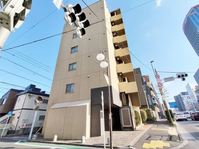 Main Image