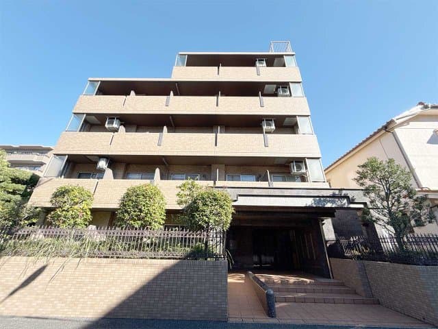 Main Image