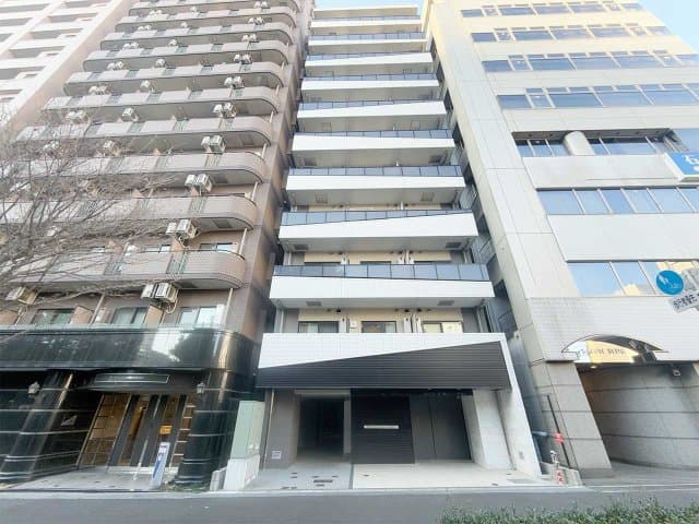 Main Image