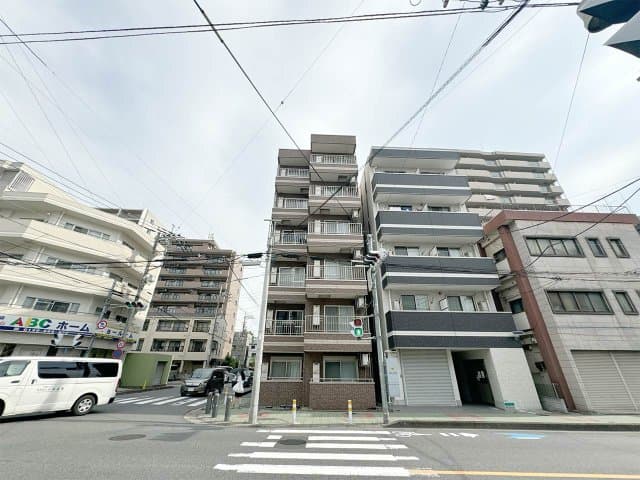 Main Image