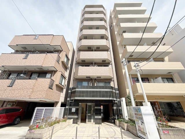 Main Image
