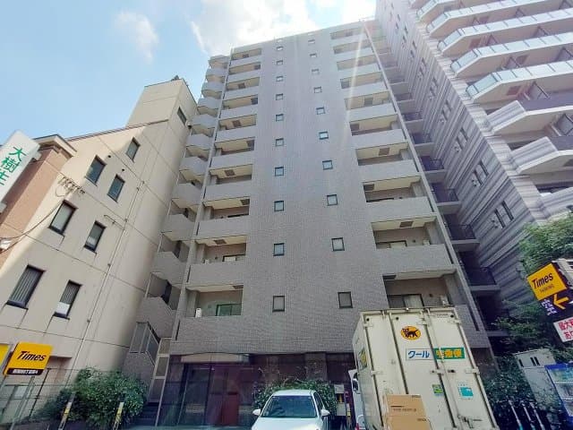 Main Image
