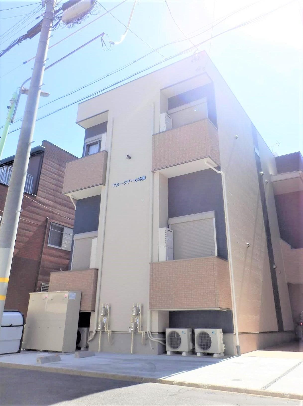 Main exterior of Fruitdale Honjin