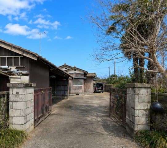 Main exterior of Omitama garage detached house
