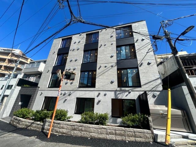 Main Image