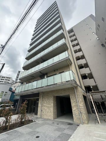 Main Image