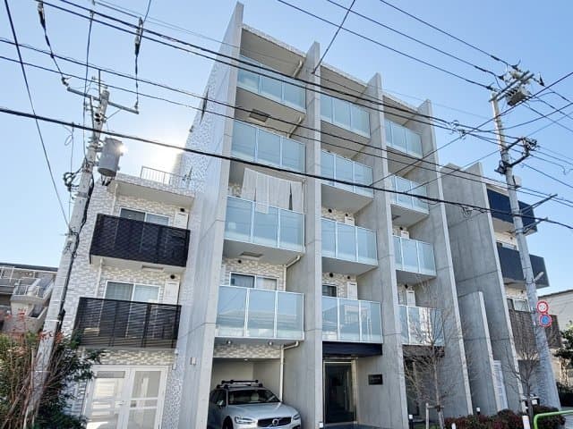 Main Image