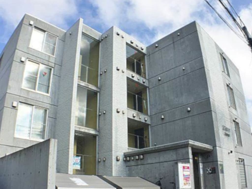 Main Image