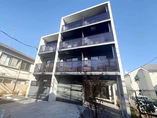 Main Image