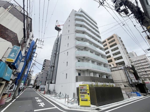 Main Image