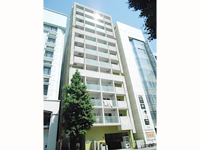 Main exterior of GP Sakae Honmachi Street